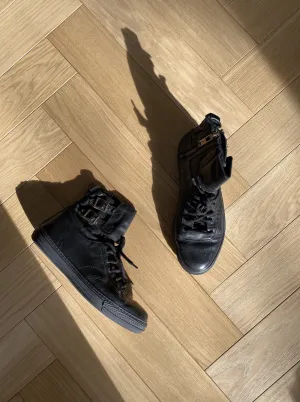 BURBERRY High Top Leather Trainers Size 39