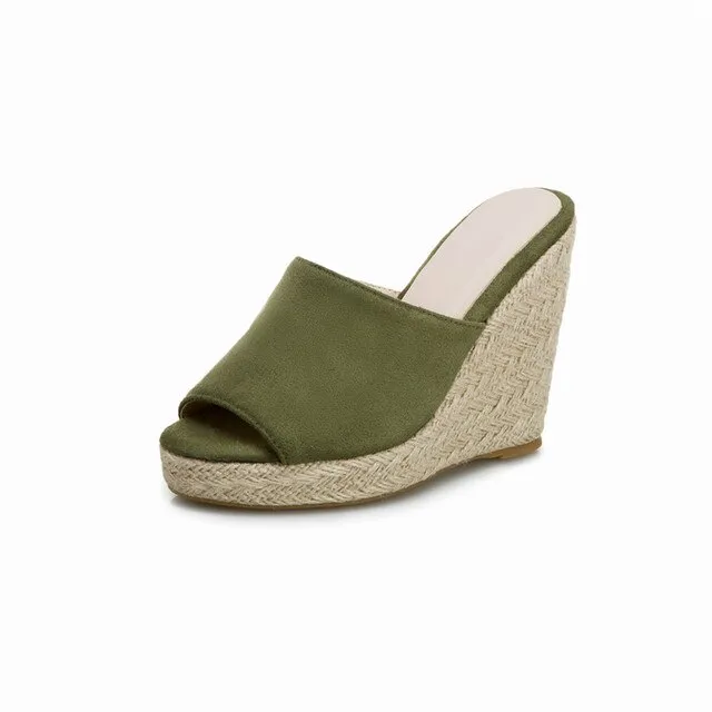 Cata Women's Platform Sandal With Black Wedges