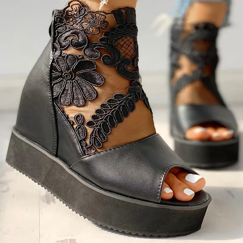 Chunky Lace Shoes