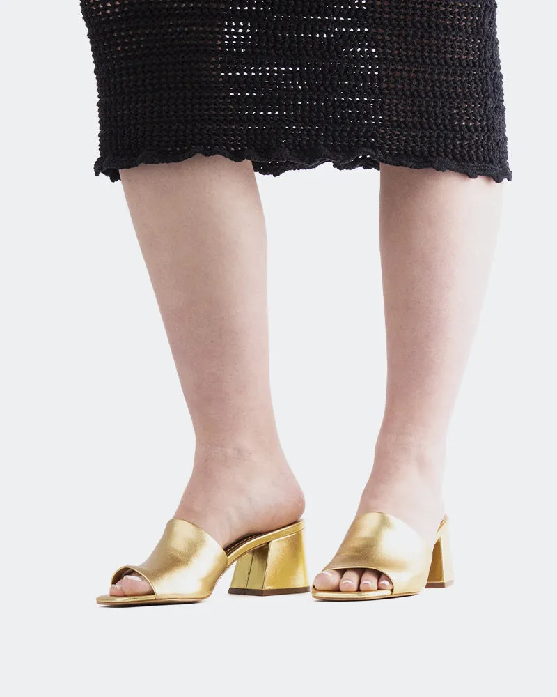 Clarabelle Gold Metal