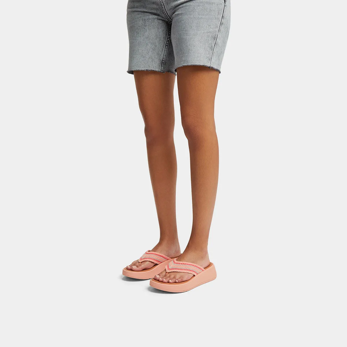 F-MODE Crochet Flatform Toe-Post Sandals