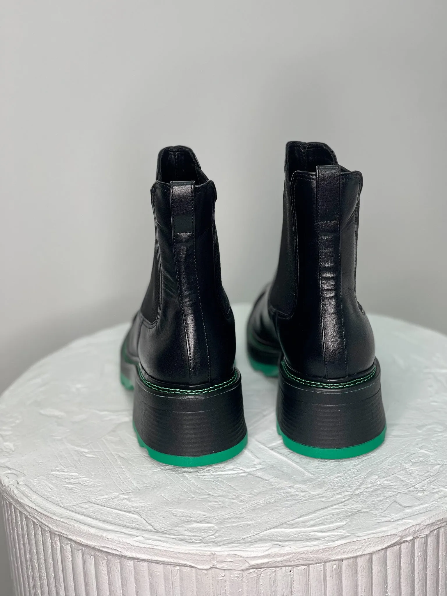 Meka - Blk / Green