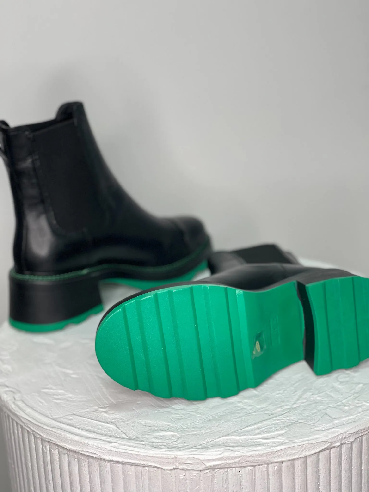 Meka - Blk / Green