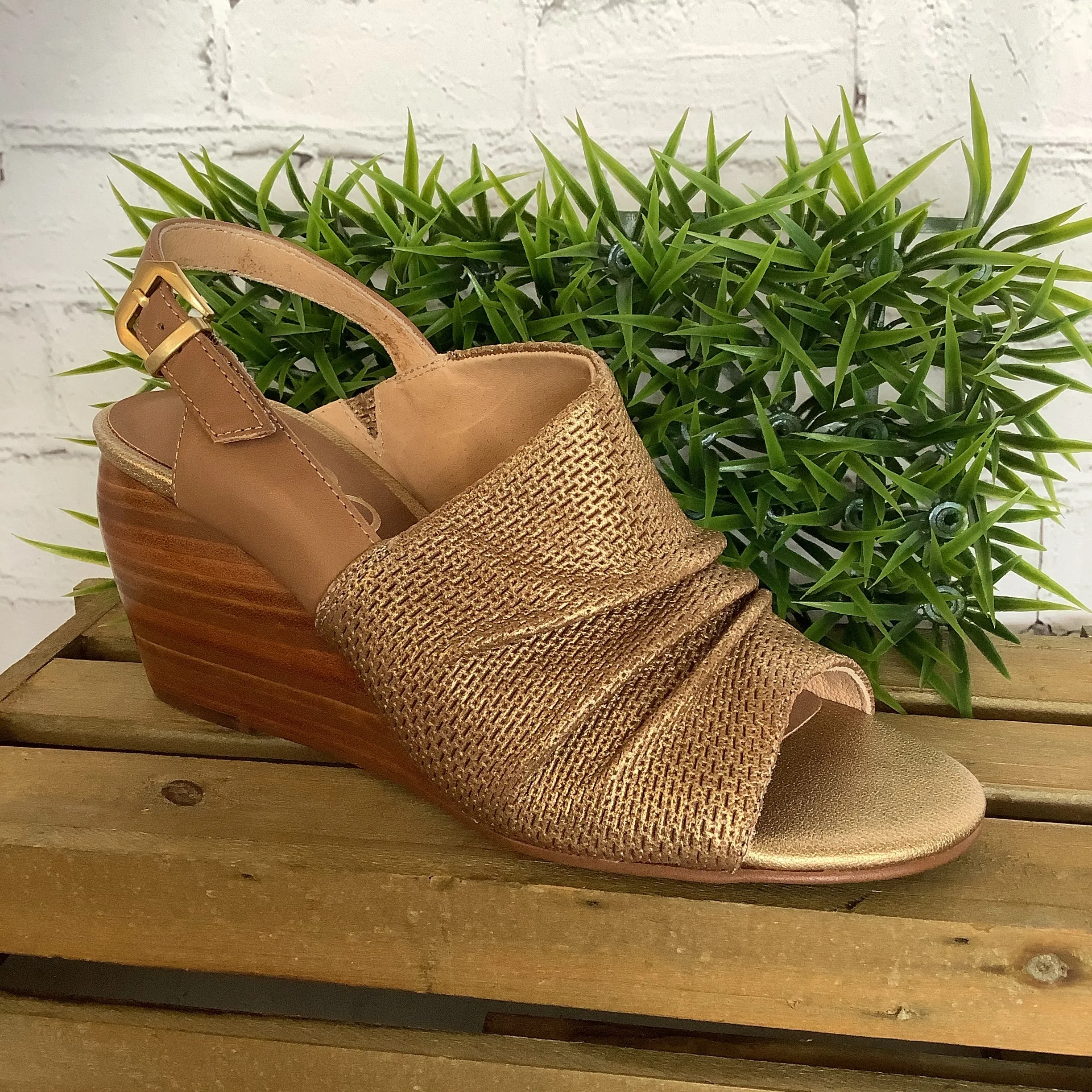 Nicole Aziza Yellow Gold Wedge