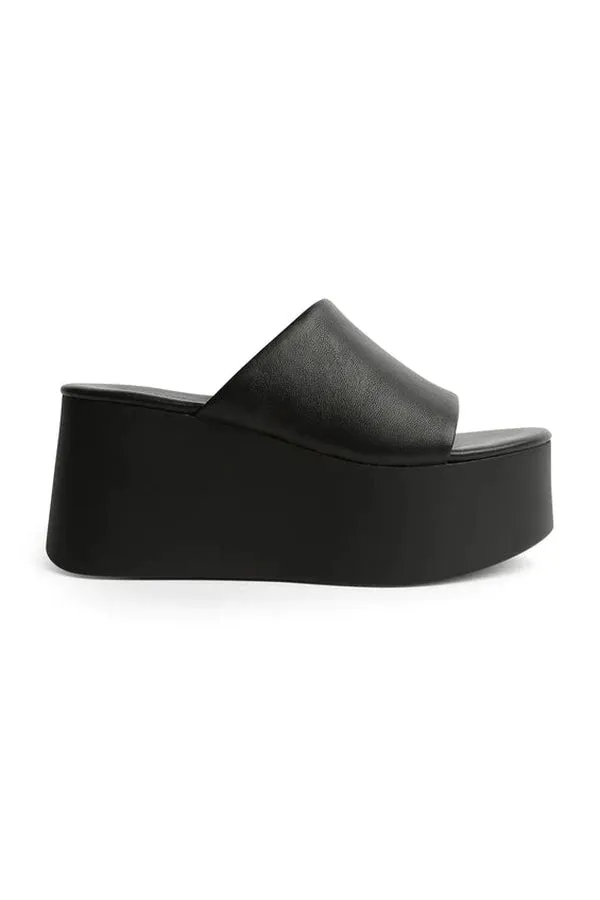 Tegan Wedges